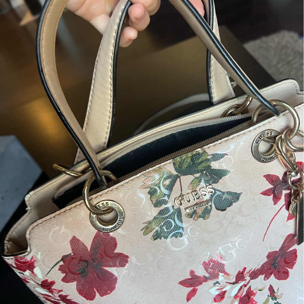 Guess pink tan floral handbag -Used - Picture 4 of 7